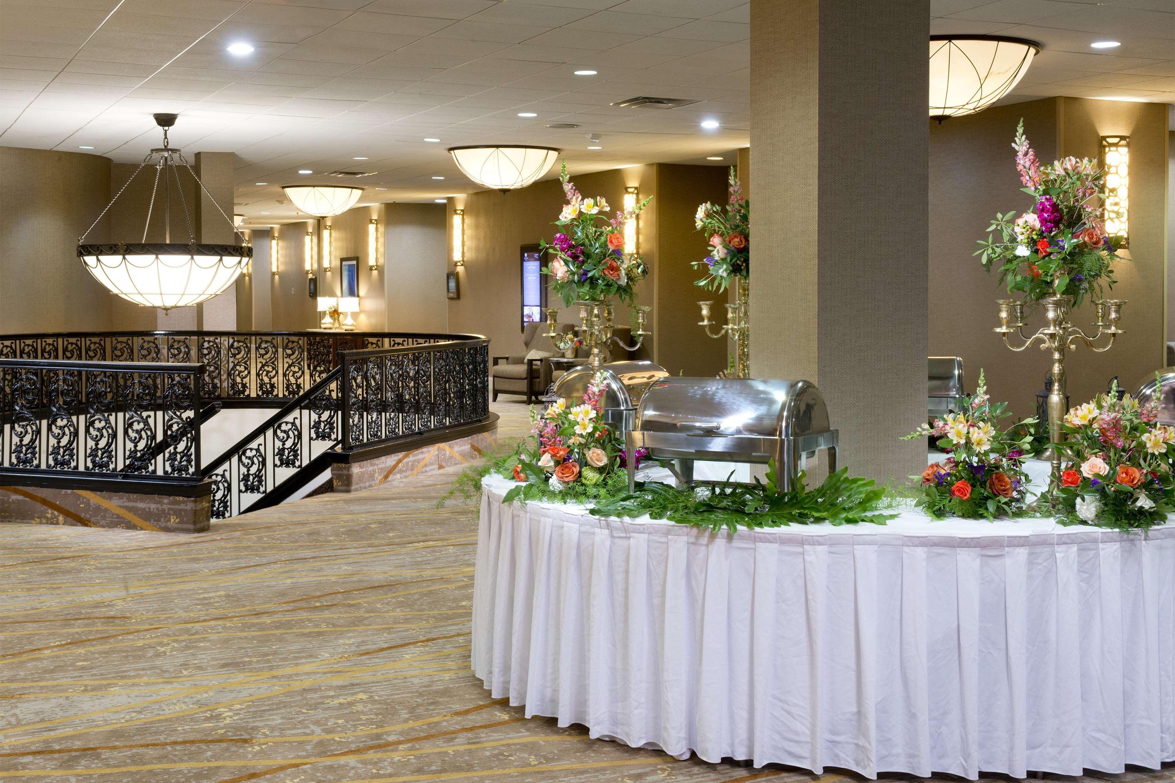 Doubletree By Hilton Lafayette Hotel Ngoại thất bức ảnh