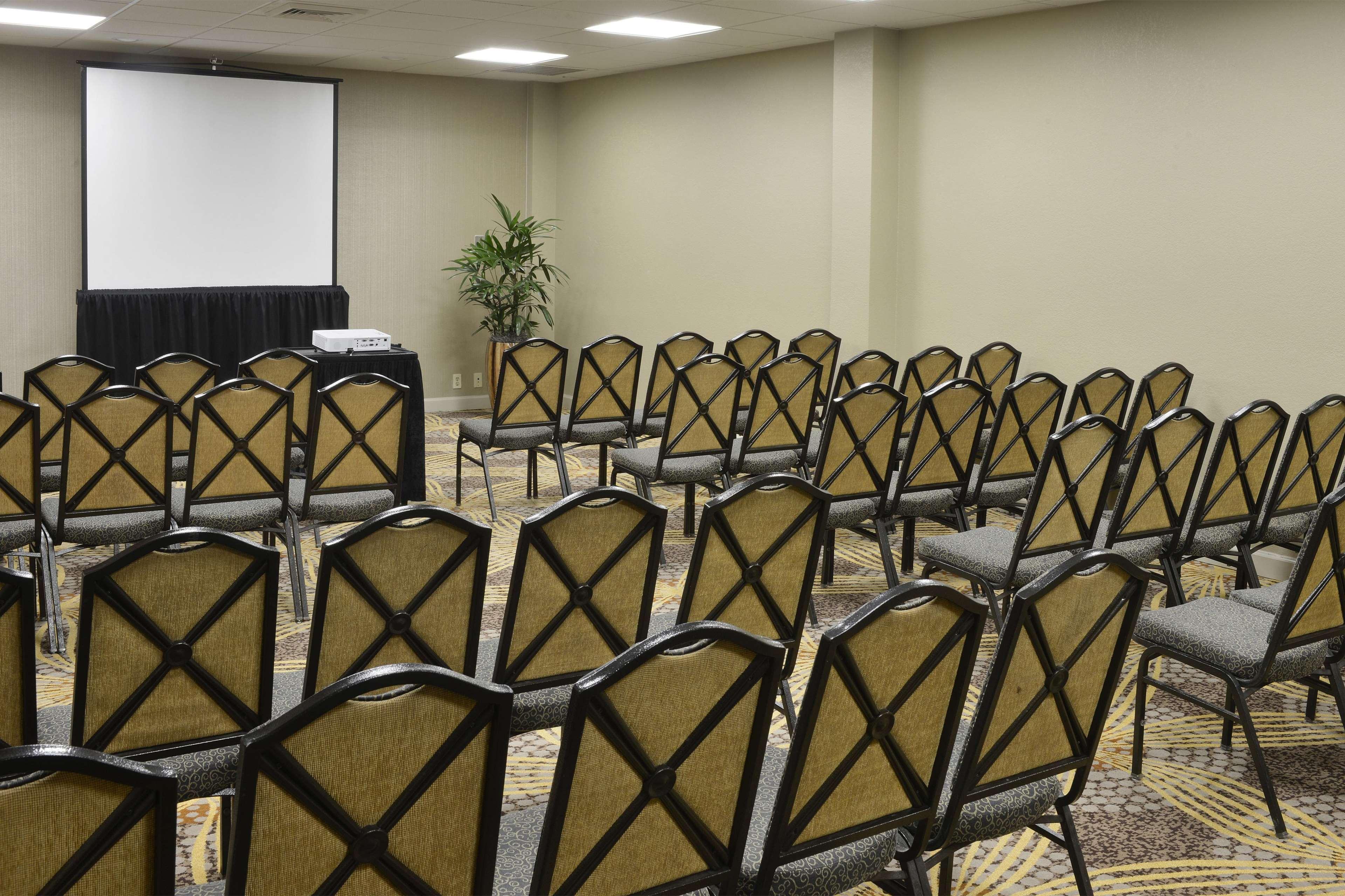 Doubletree By Hilton Lafayette Hotel Ngoại thất bức ảnh